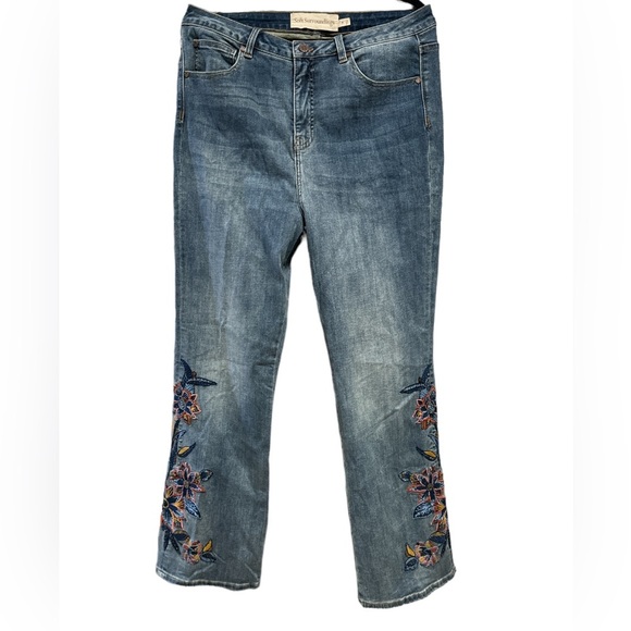 Soft Surroundings Ultimate Floral Embellished Bootcut Jeans High Rise size 16 - Picture 1 of 5